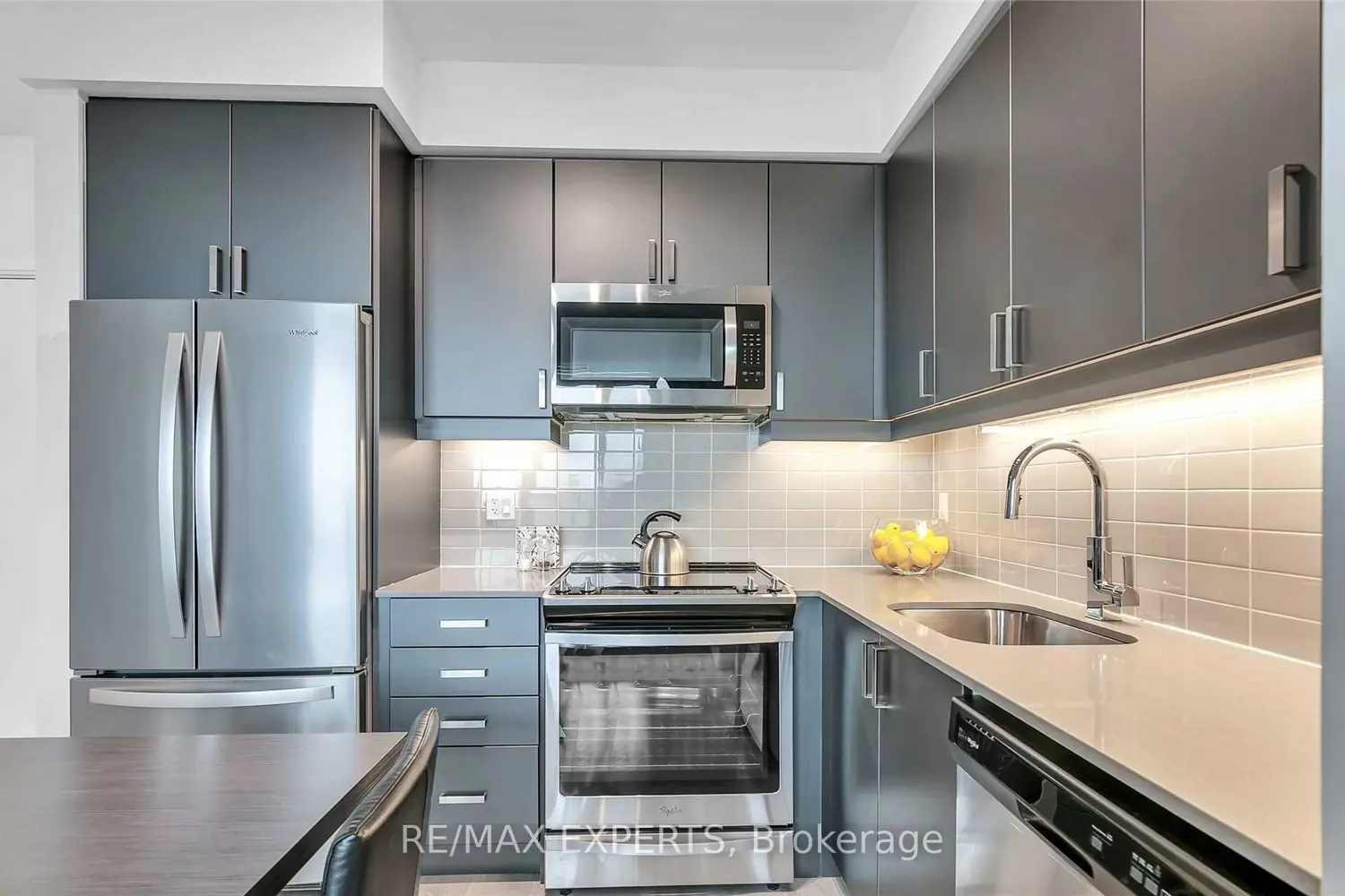 Additional image 12 of 7895 Jane Street 214