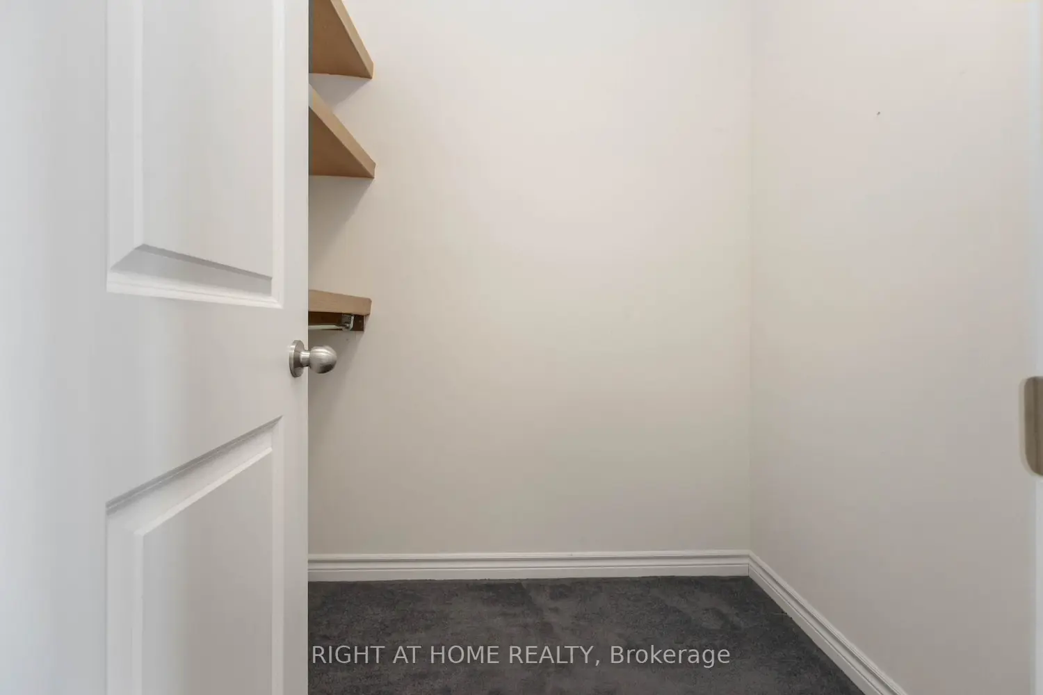 Additional image 14 of 1111 Skyridge Boulevard