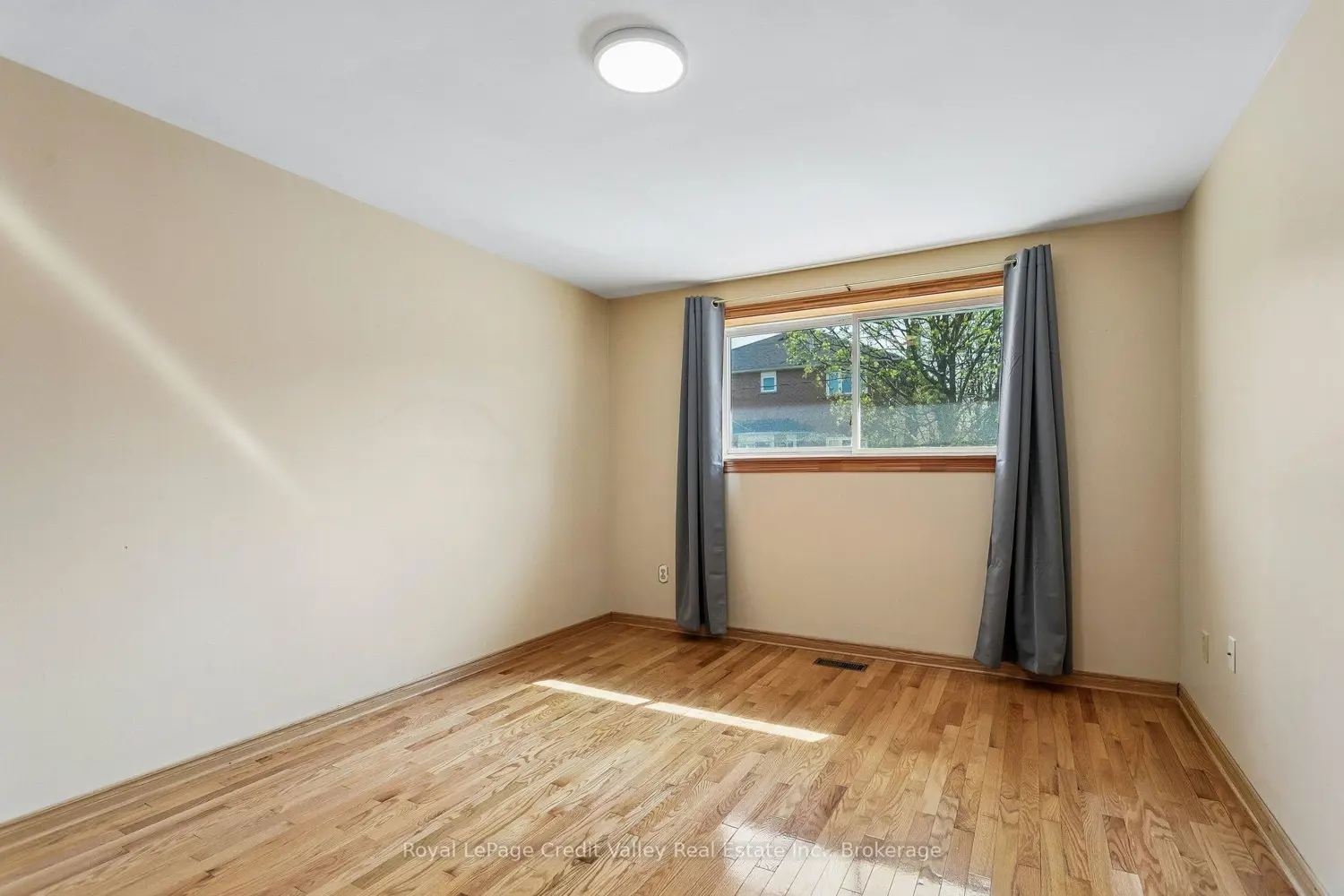 Additional image 9 of 27 Grange Drive