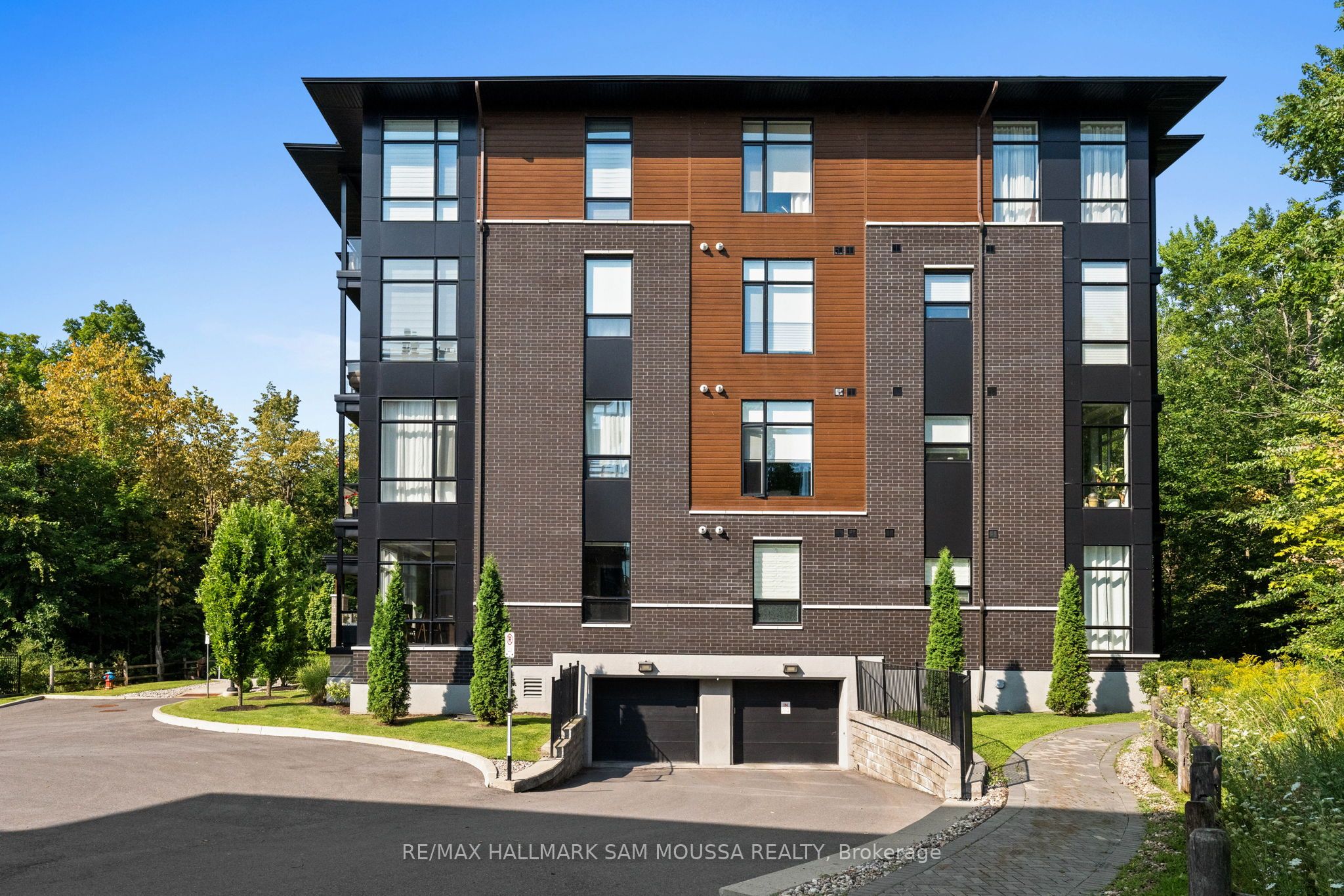 Additional image 2 of 101-120 Cortile Private, Ottawa, ON, K1V 2S8