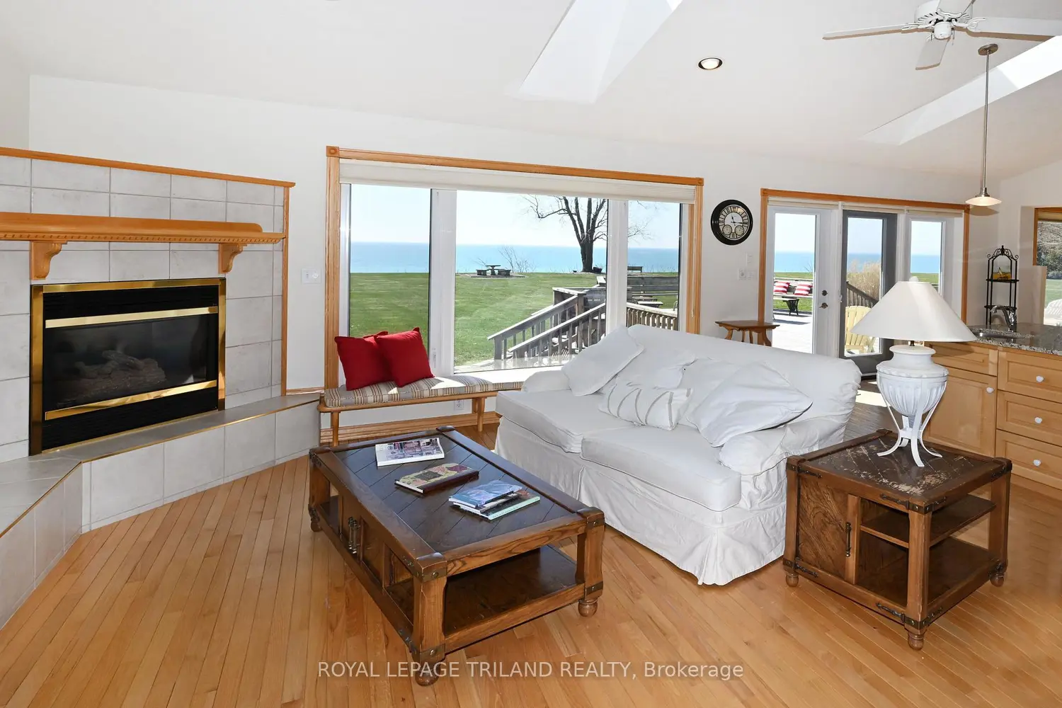 7154 Talbot Trail photo 4
