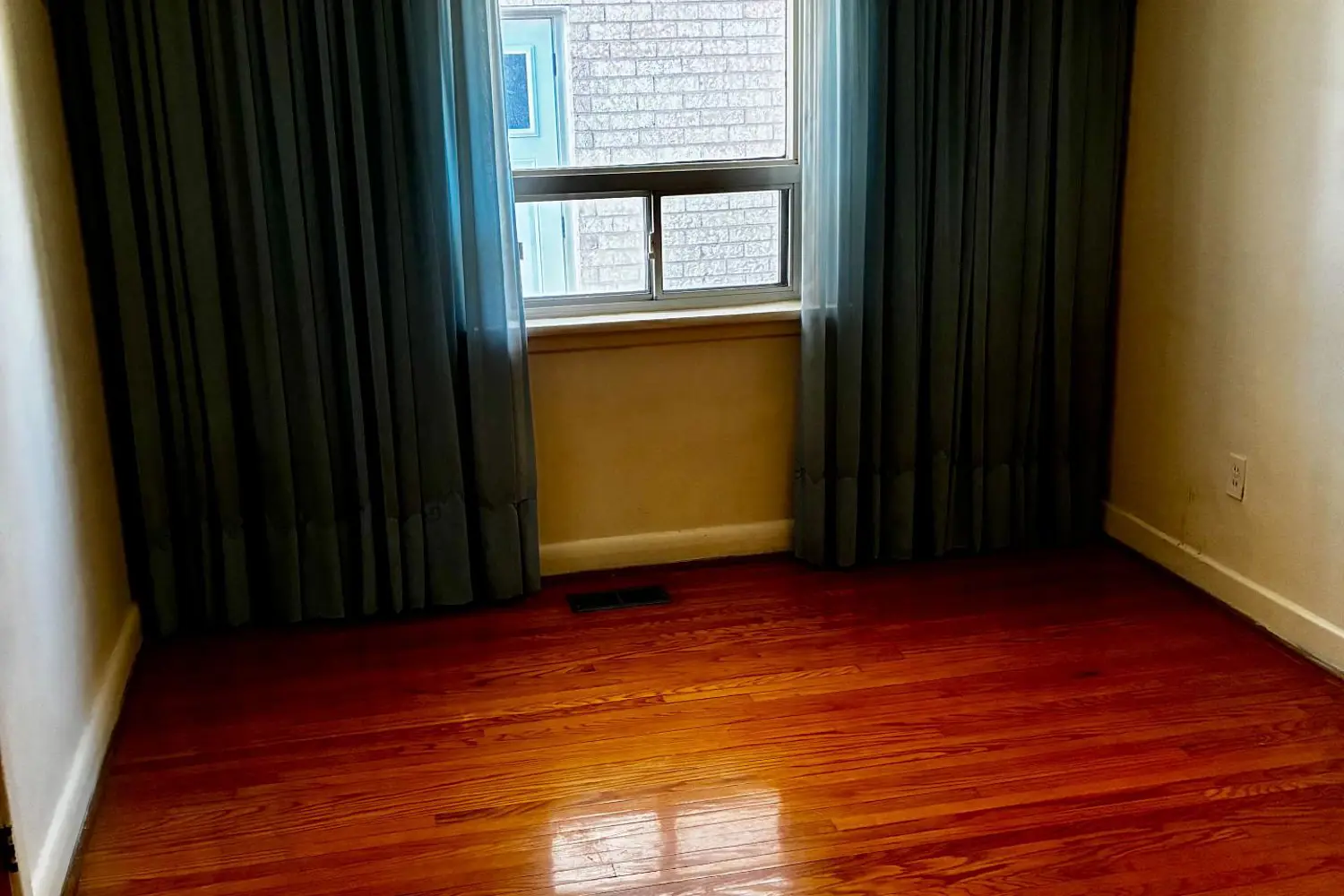 Additional image 9 of 40 Montana Avenue