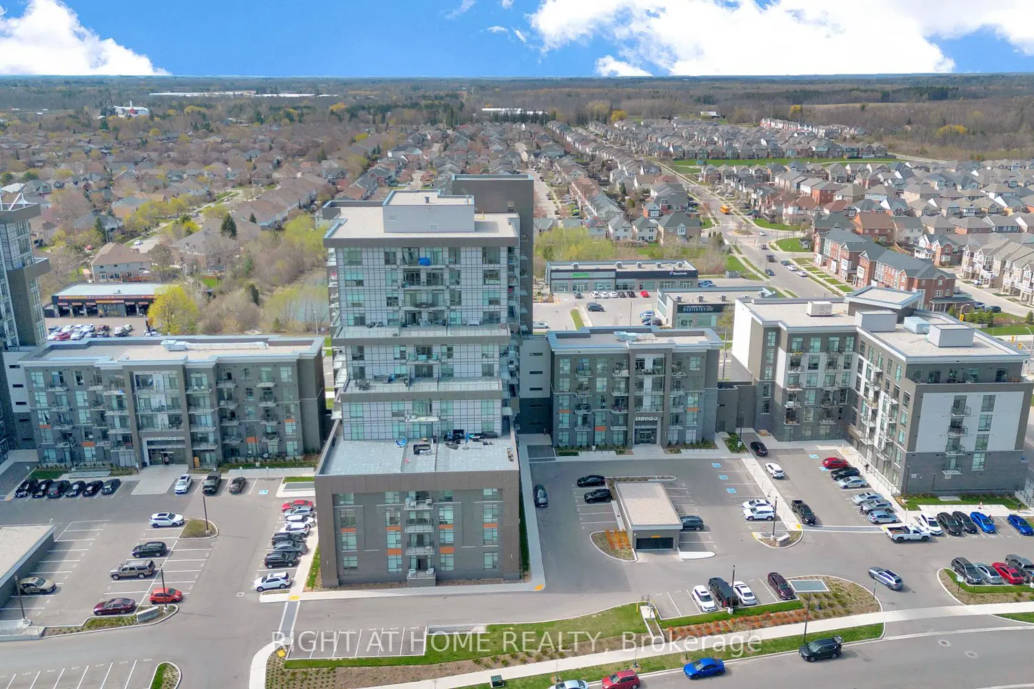 Additional image 19 of 470 Dundas Street 519