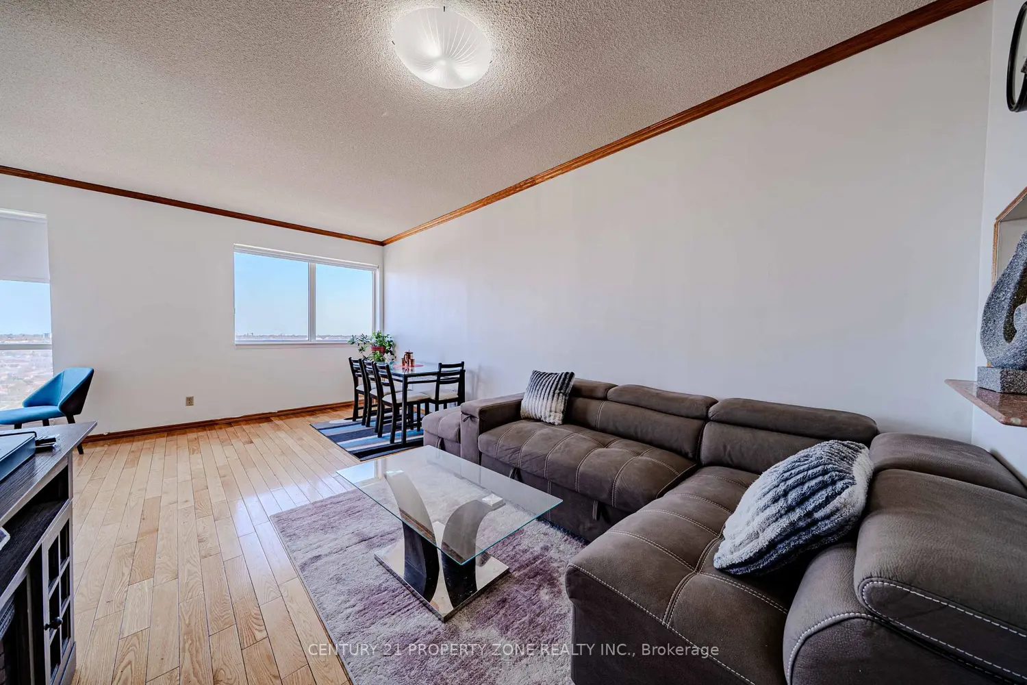 Additional image 11 of 2466 Eglinton Avenue Ph03