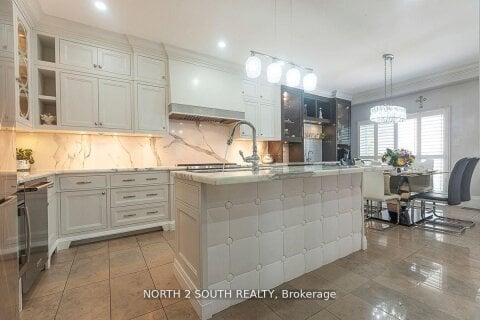 Additional image 7 of 2 Yellow Avens Boulevard, Brampton, ON, L6R 0R5