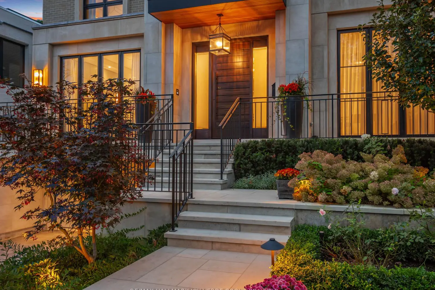 123 Rochester Avenue