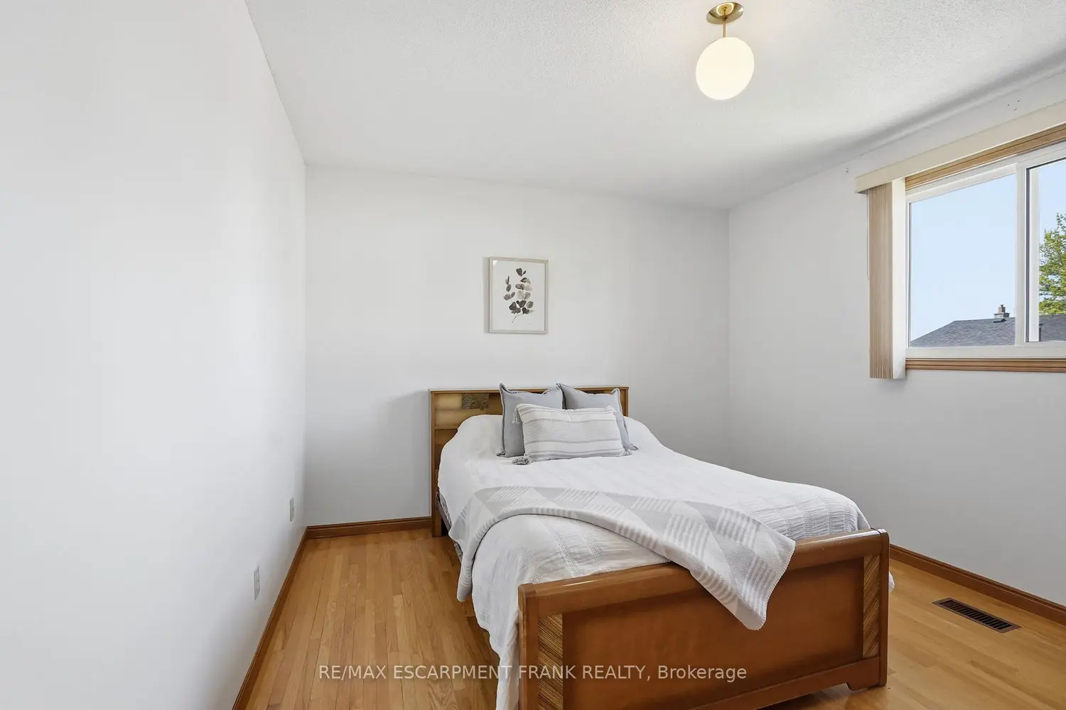 Additional image 9 of 267 Greencedar Drive