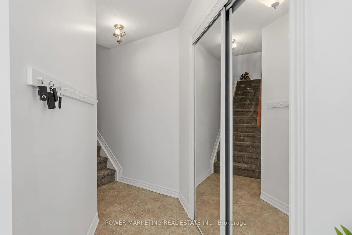 193 Soleil Avenue photo 2