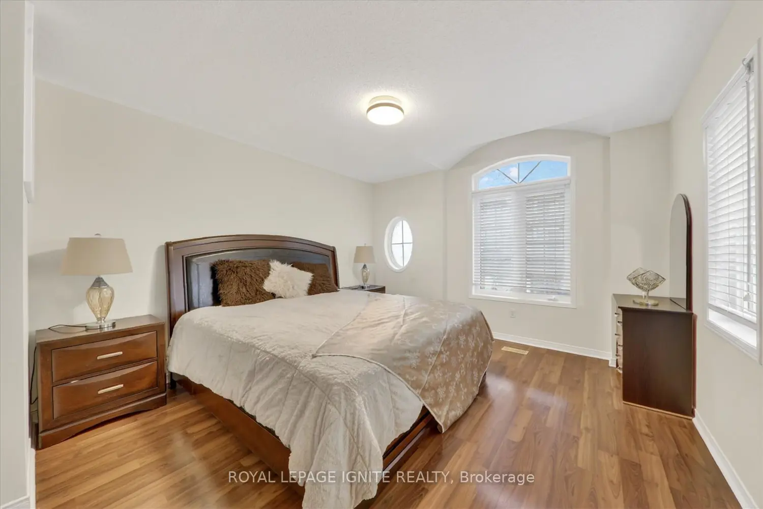 Additional image 14 of 117A The Queensway 95