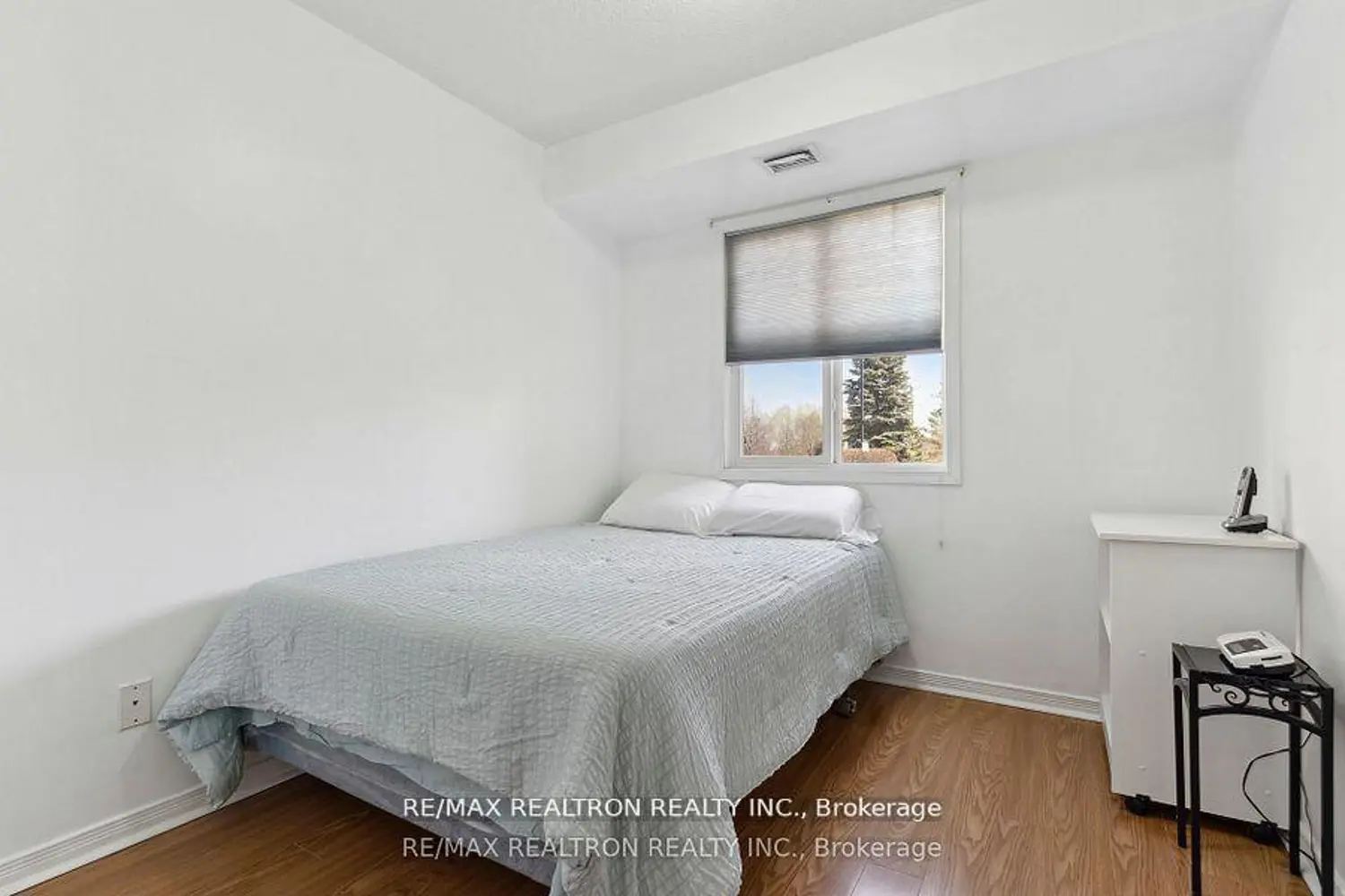 Additional image 14 of 684 Warden Avenue 103