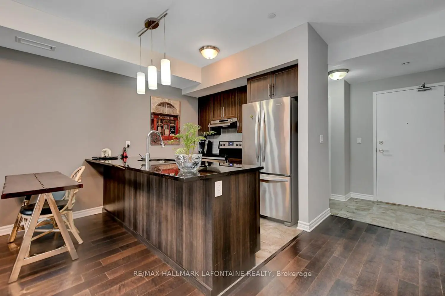 120 Prestige Circle 114 photo 5