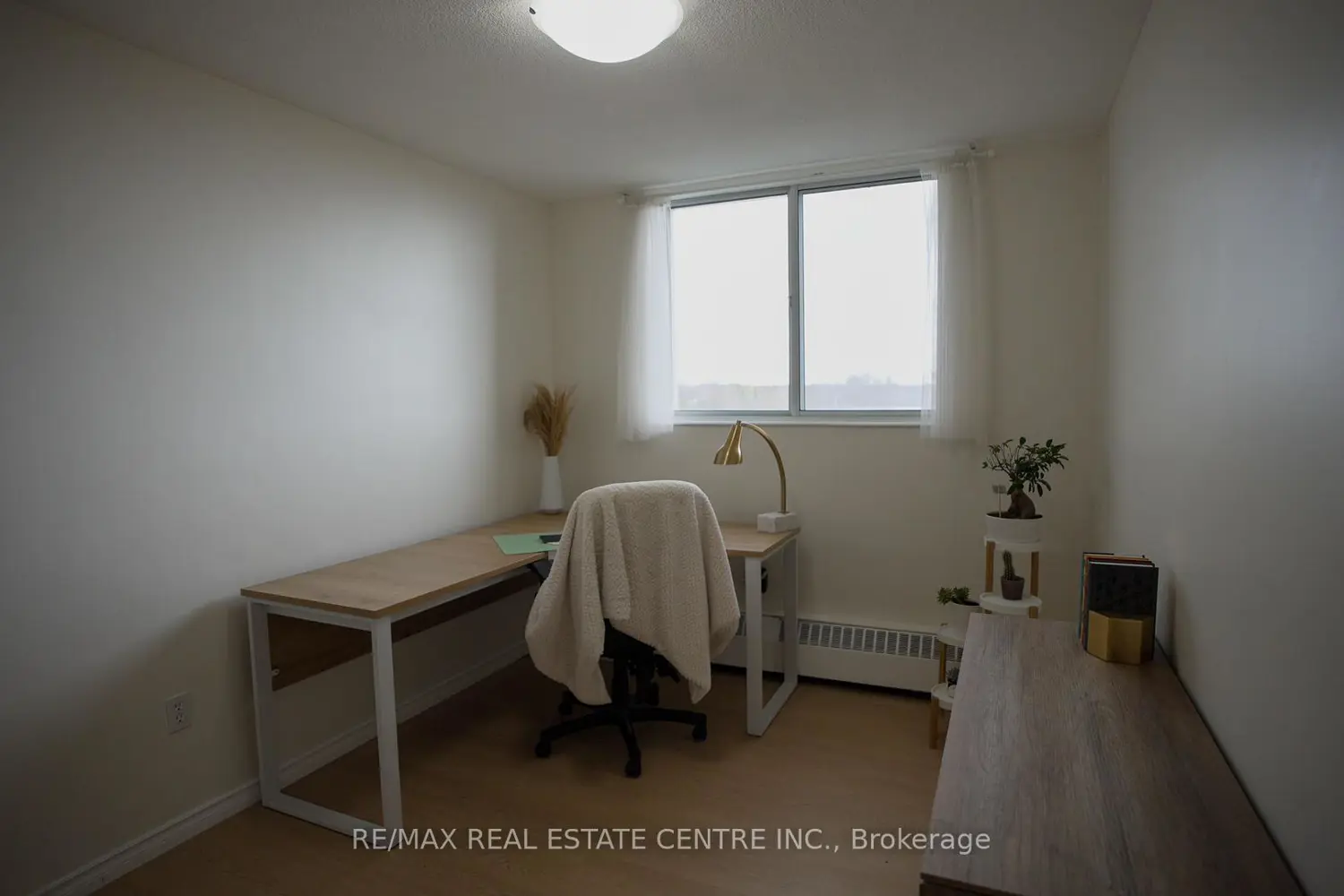 Additional image 18 of 1100 Caven Street 704