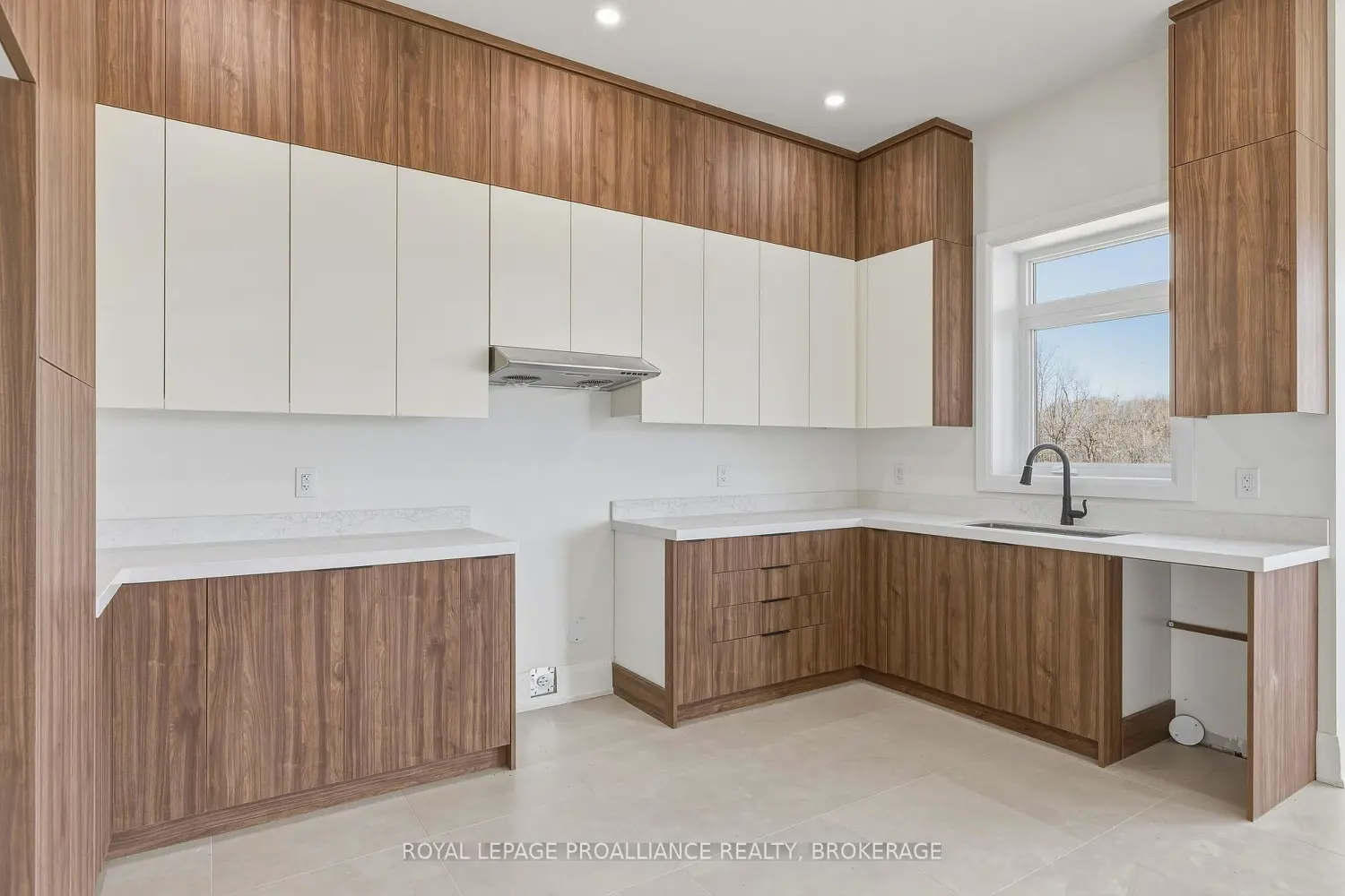 Additional image 11 of 130 Hineman Street