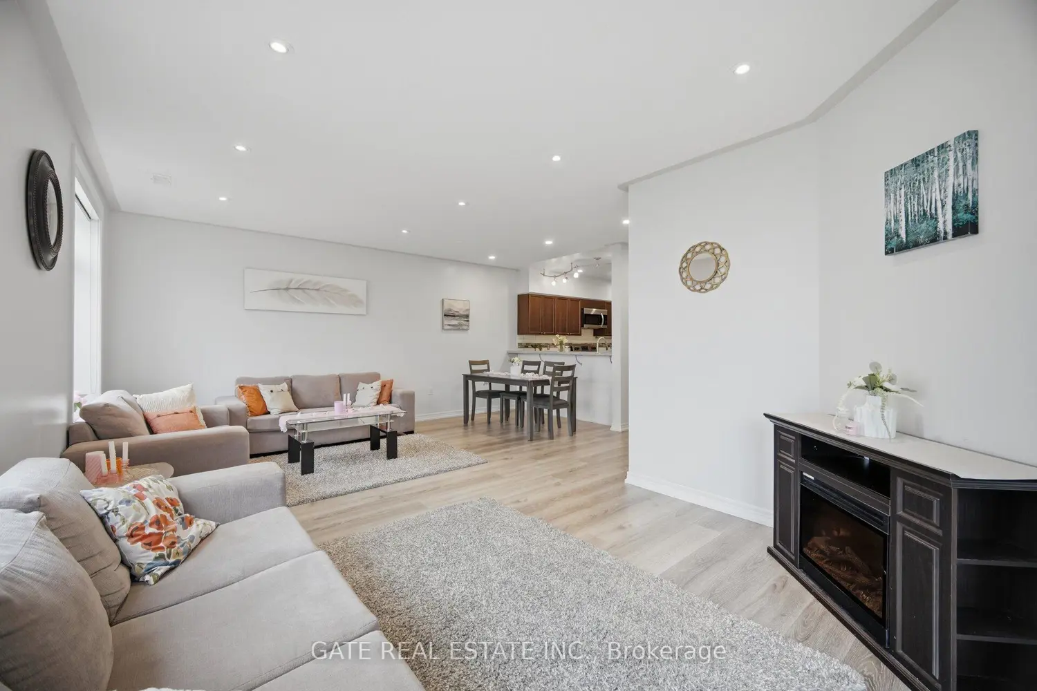 Additional image 13 of 7340 Markham Road 104