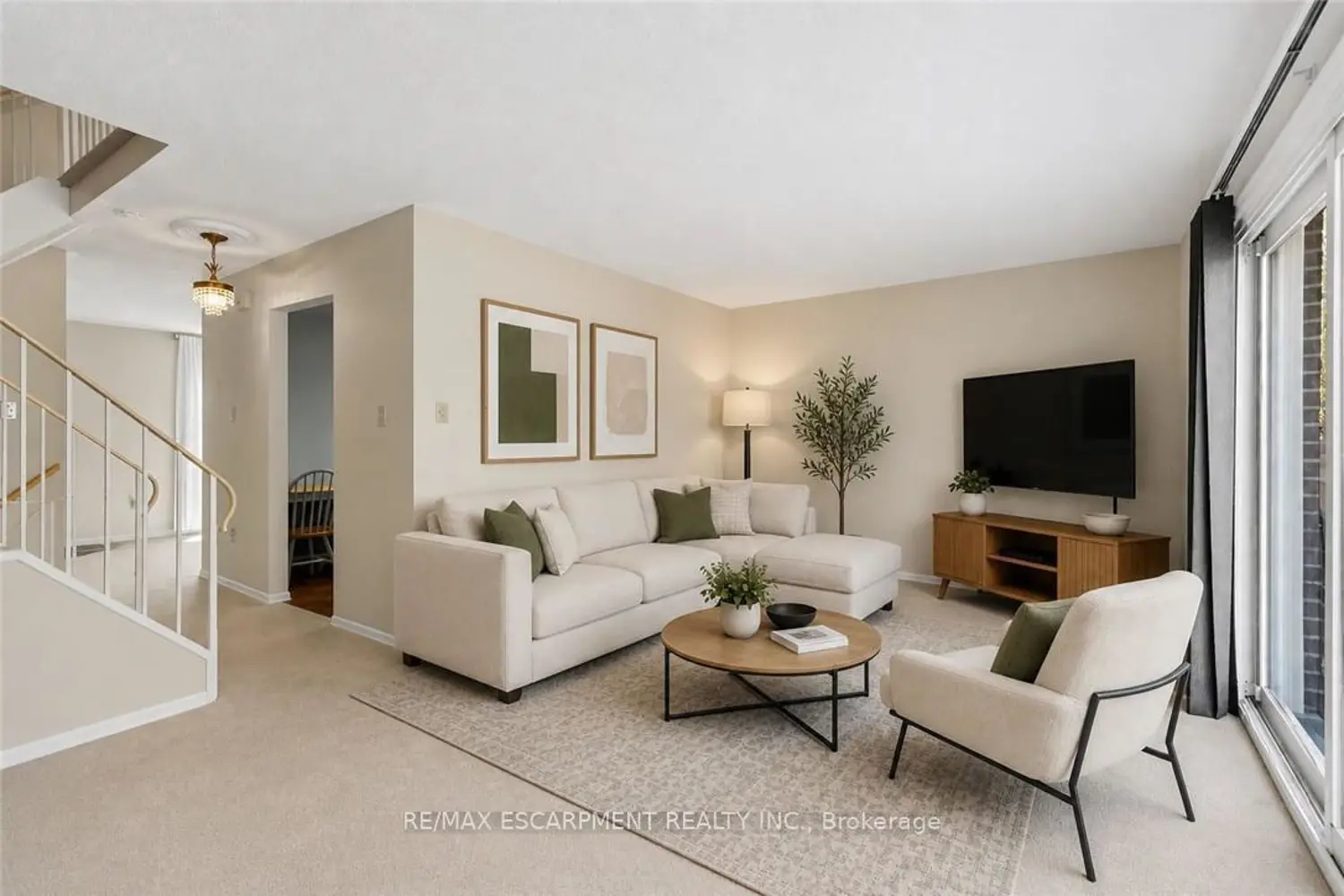 Additional image 10 of 2825 Gananoque Drive 11