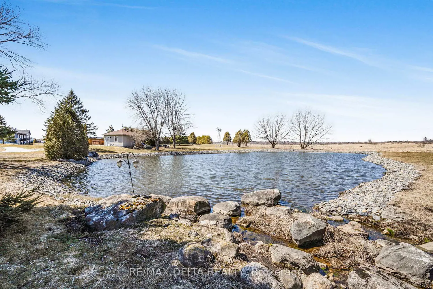 1819 Baseline Road photo 4