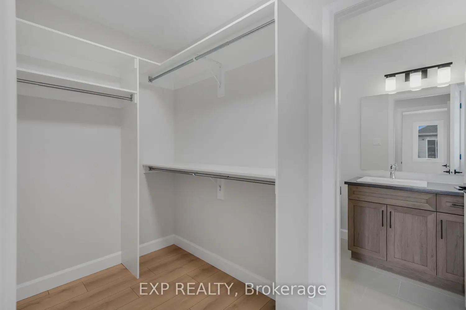 Additional image 13 of 984 Katia Street