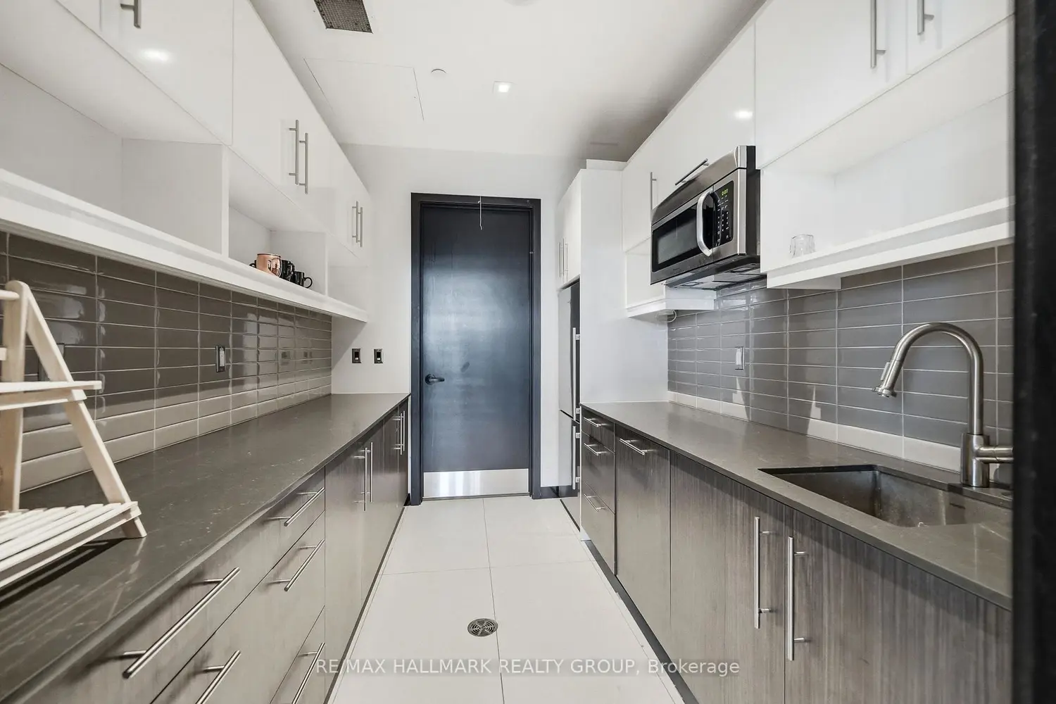 Additional image 17 of 255 Bay Street 106