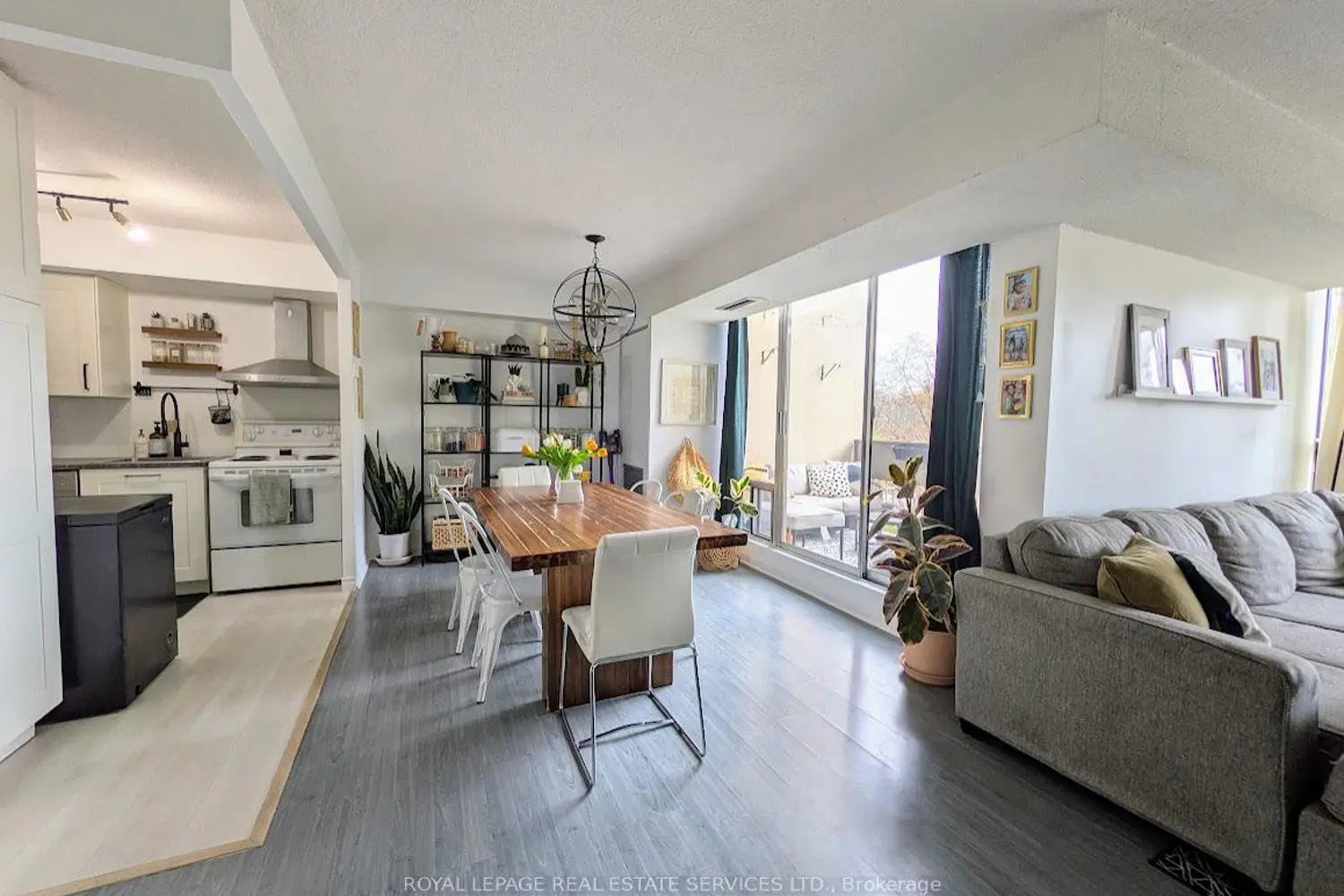 Additional image 3 of 1300 Marlborough Court 325