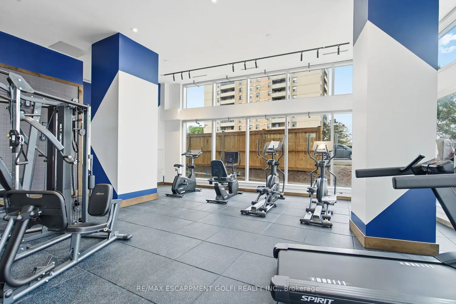 Additional image 14 of 2782 Barton Street 513