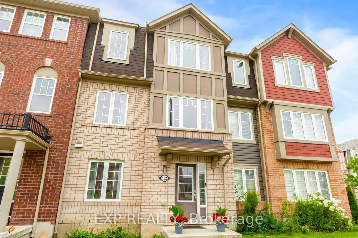 102 Bleasdale Avenue