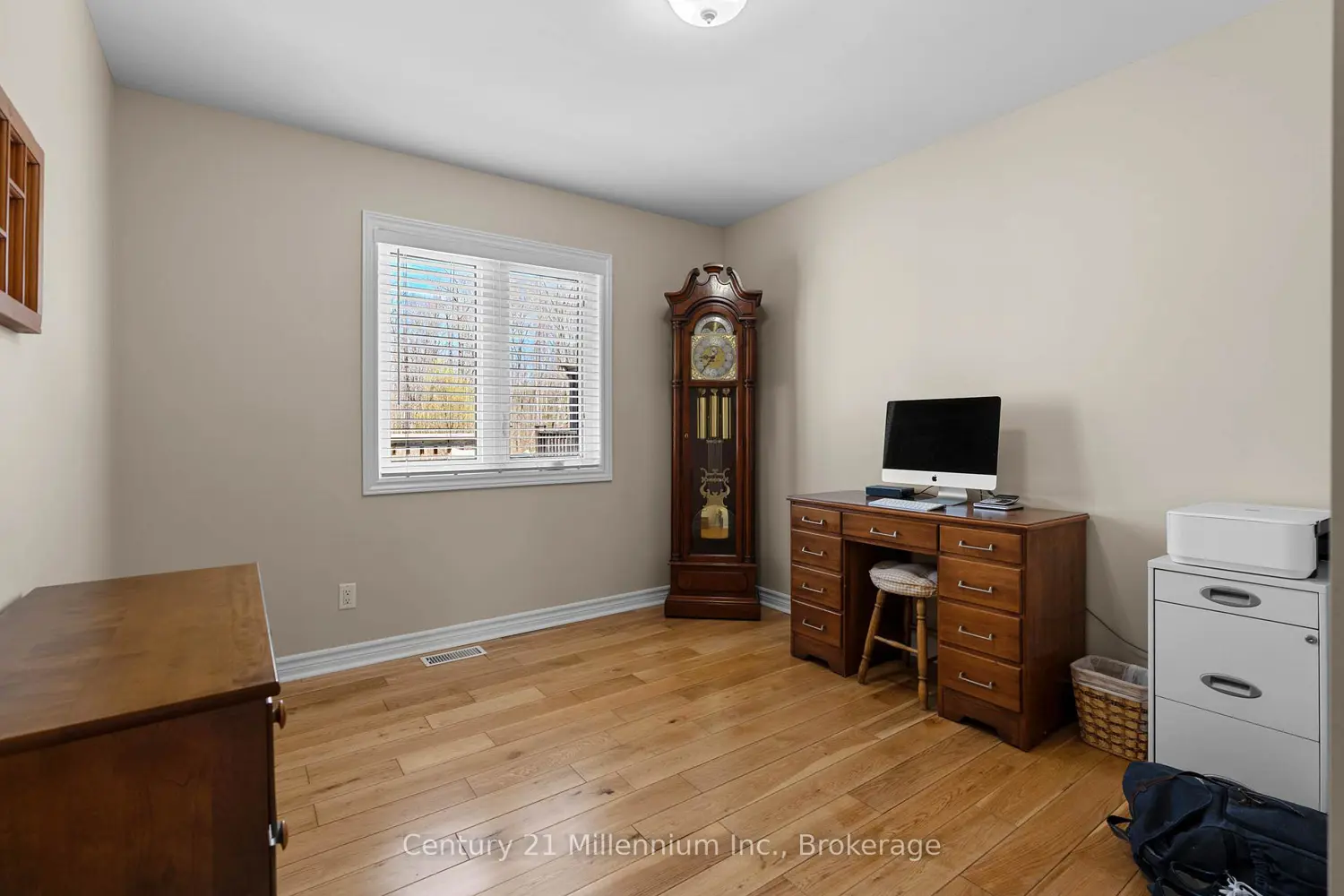 Additional image 11 of 51 Larkwhistle Avenue