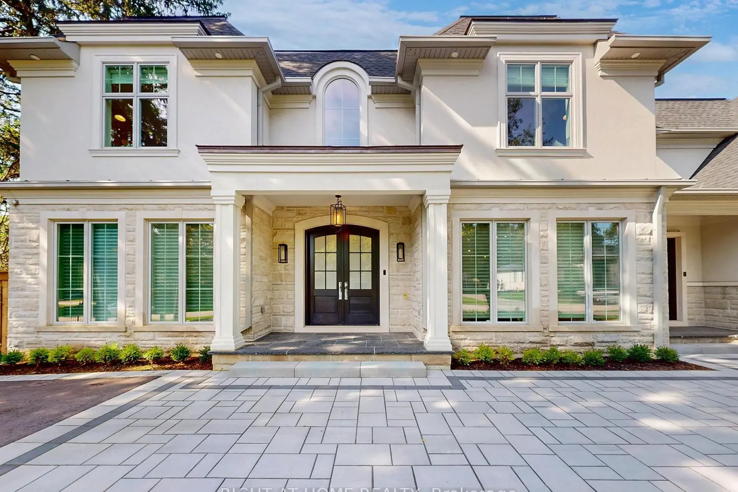 172 Burgundy Drive