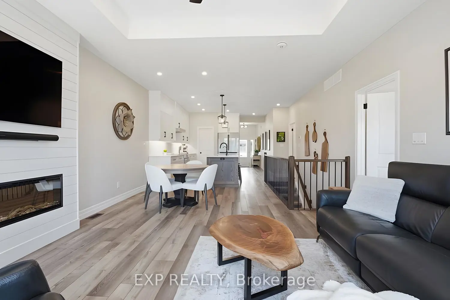 Additional image 8 of 137 South Parkwood Boulevard