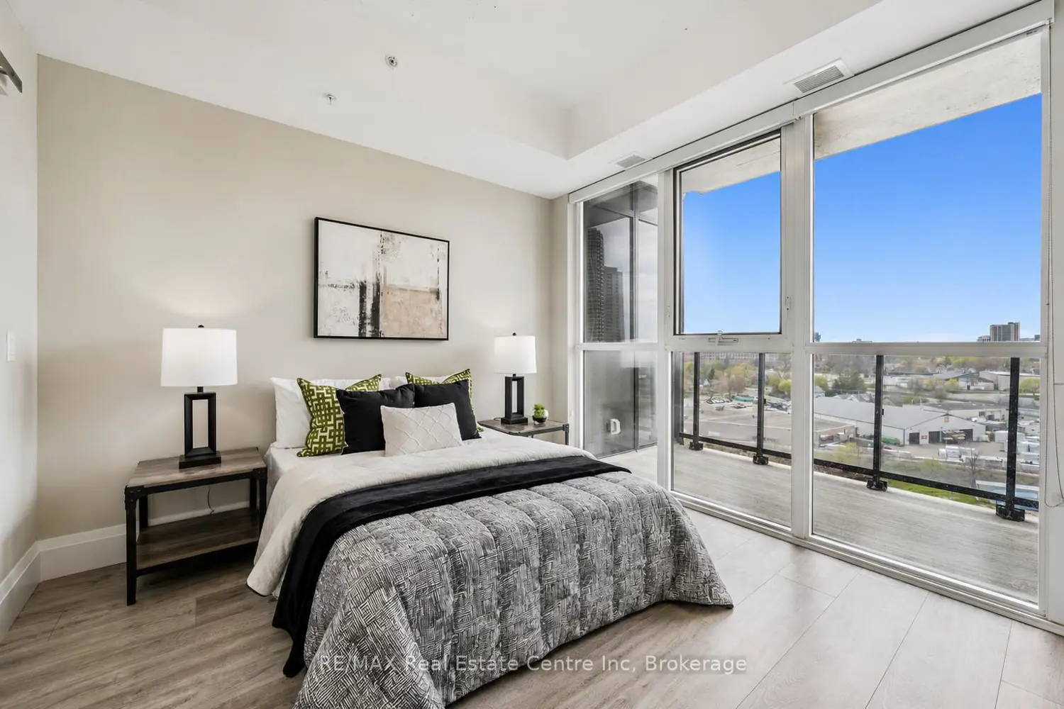 Additional image 7 of 108 Garment Street 1209