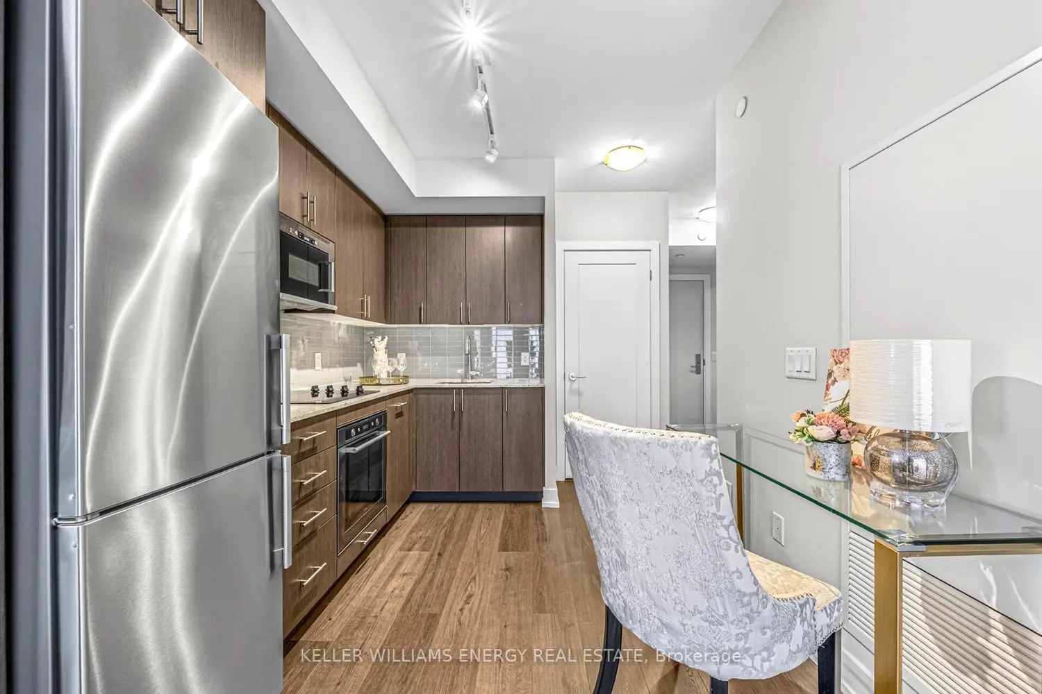 Additional image 5 of 2550 Simcoe Street 405