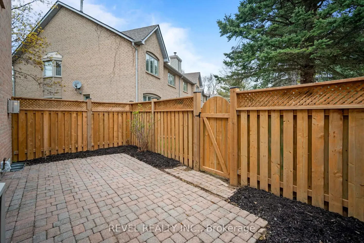 Additional image 16 of 320 Hamilton Drive 10