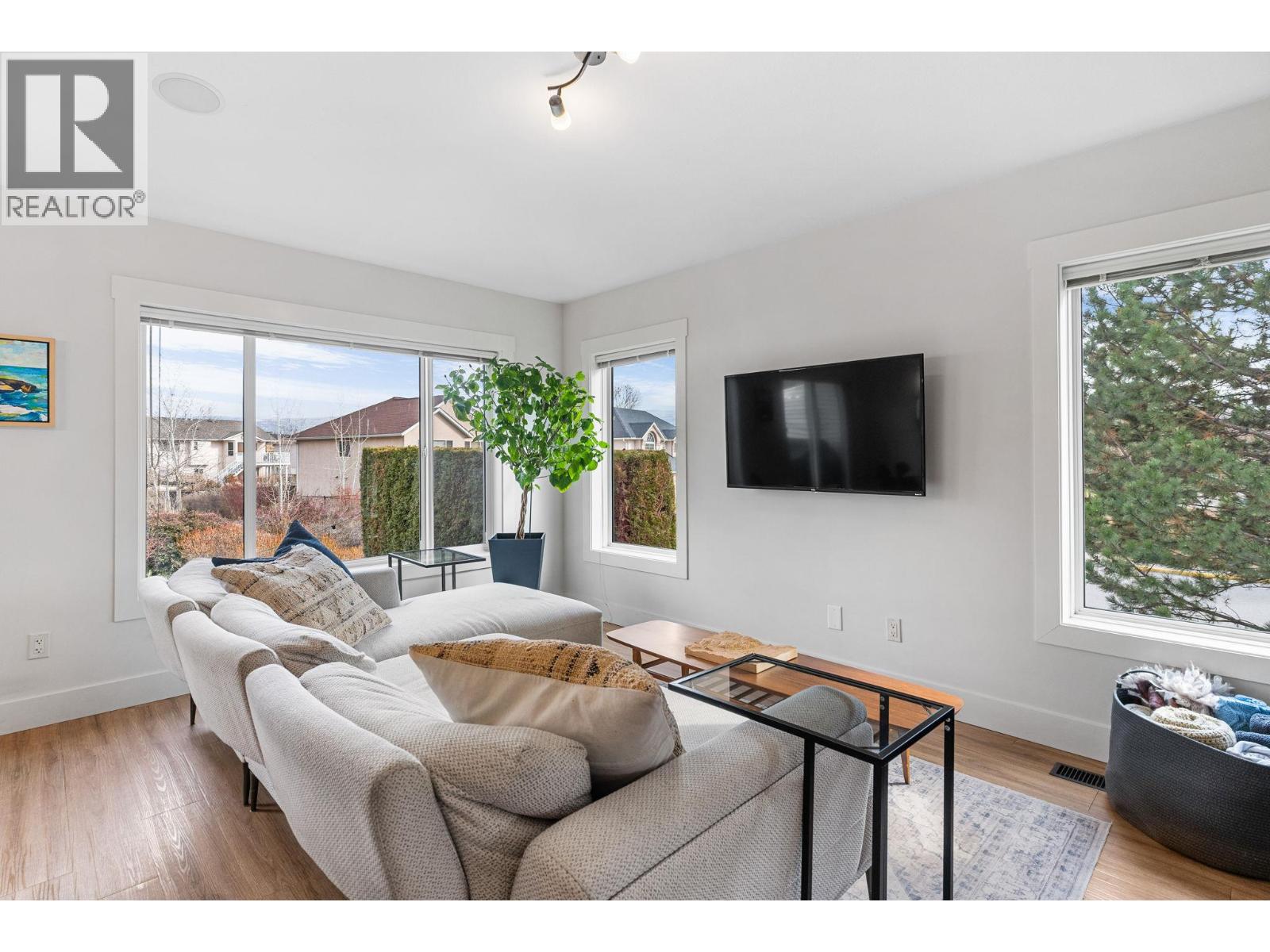 Additional image 6 of 9-225 Glen Park Drive, Kelowna, BC, V1V2X5