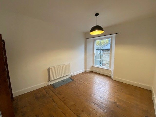 Additional image 9 of 3 bed flat to rentNew Street, Penzance TR18