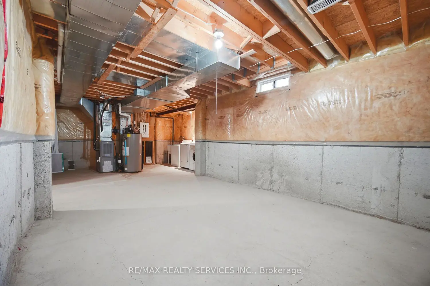 Additional image 16 of 21 Upper Highlands Drive