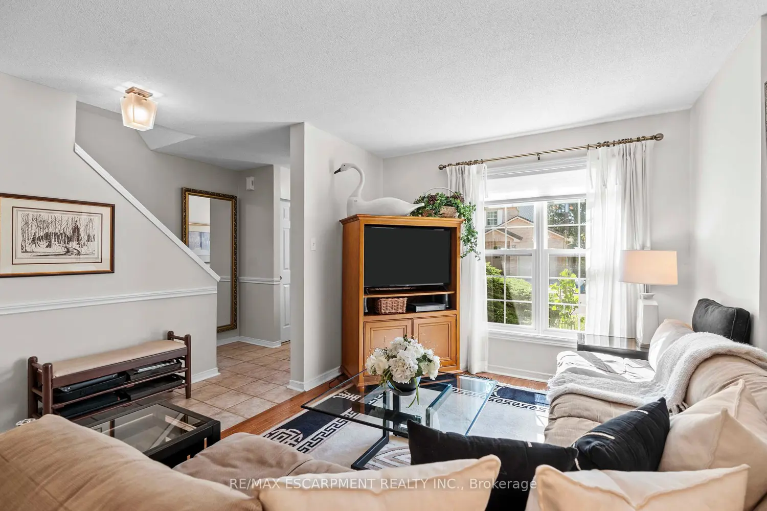 Additional image 3 of 2272 Mowat Avenue 56