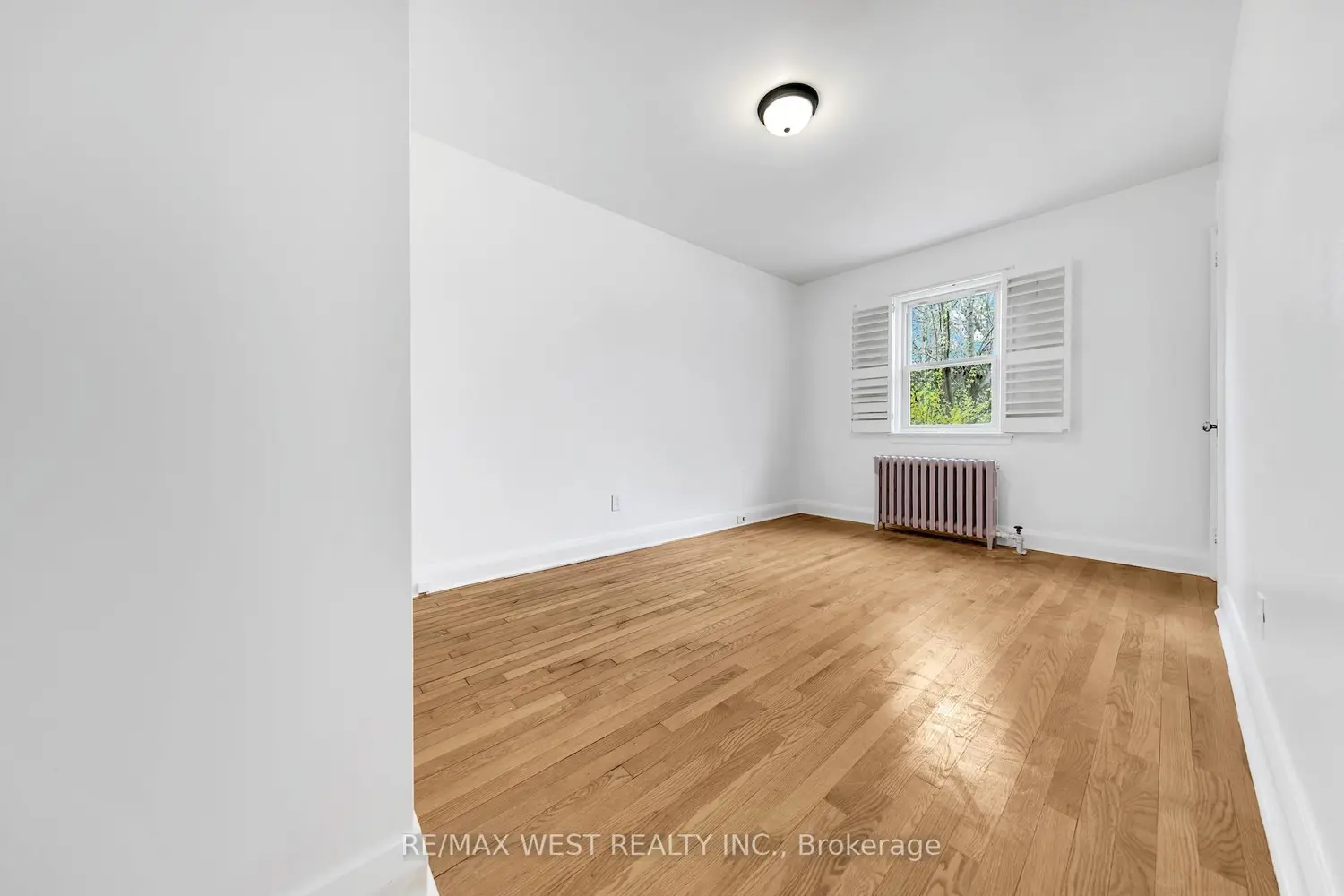 Additional image 10 of 284 Fairlawn Avenue