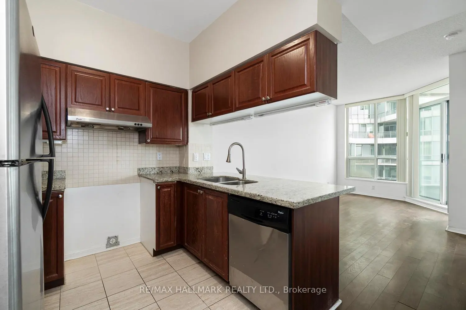 Additional image 7 of 230 Queens Quay 1119