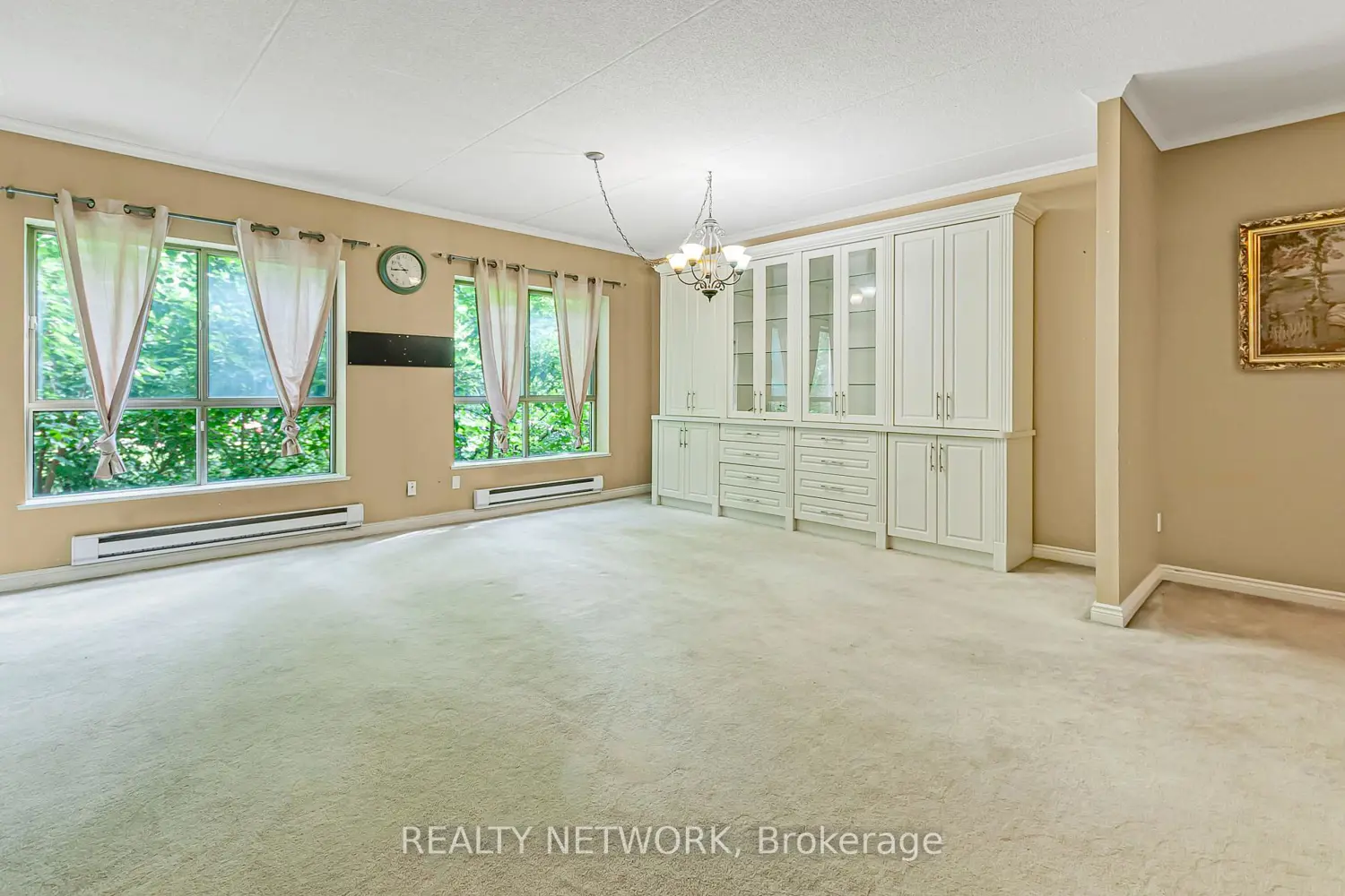 Additional image 10 of 249 Major Mackenzie Drive 106