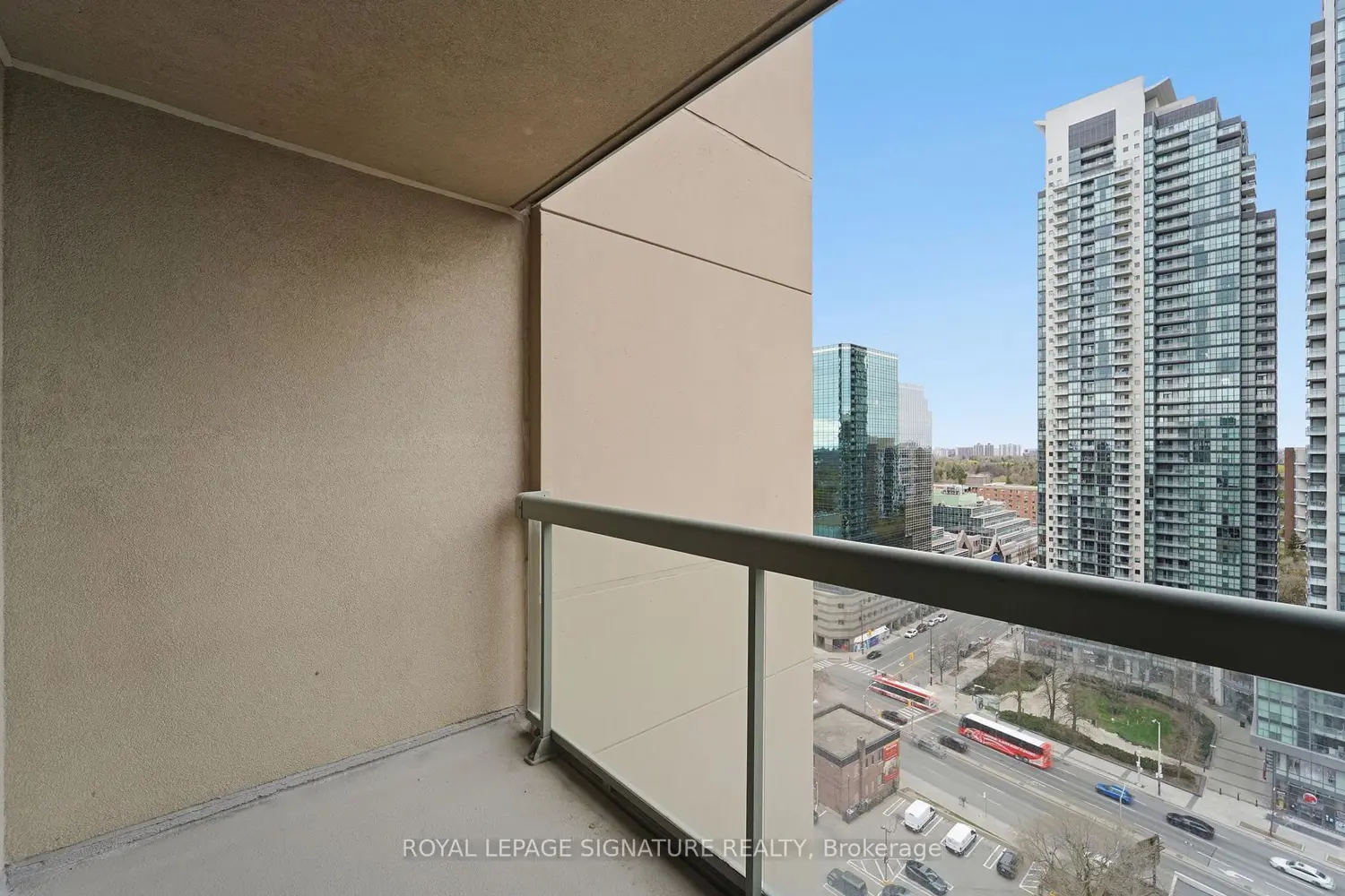 Additional image 13 of 28 Empress Avenue 2302