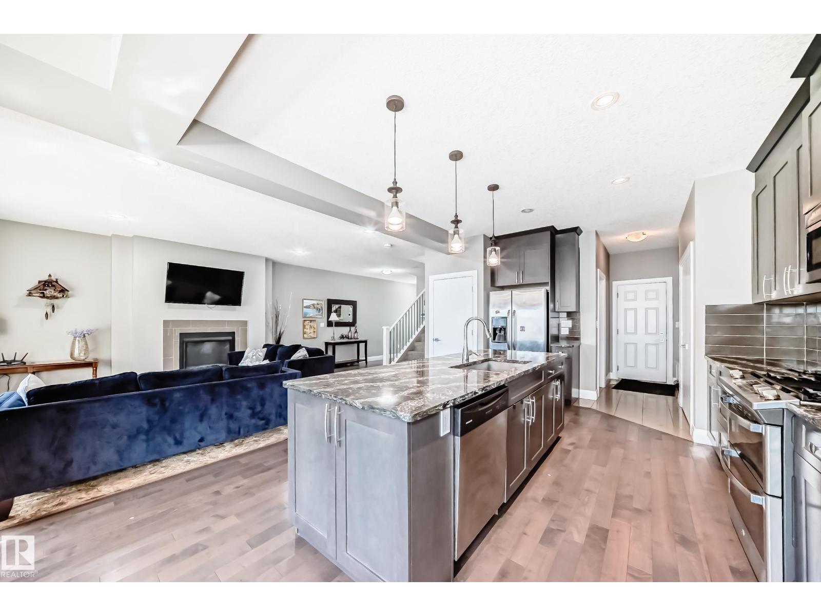 Additional image 6 of 4155 Charles Link SW, Edmonton, AB, T6W3H1