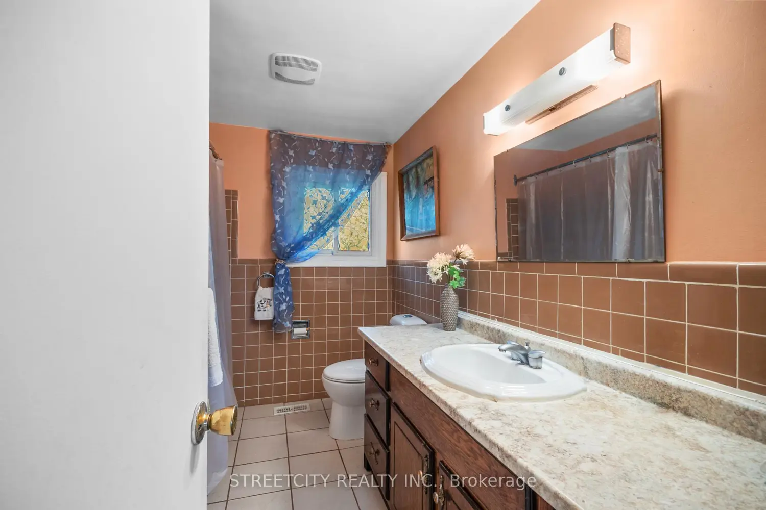 Additional image 6 of 776 Sunninghill Avenue