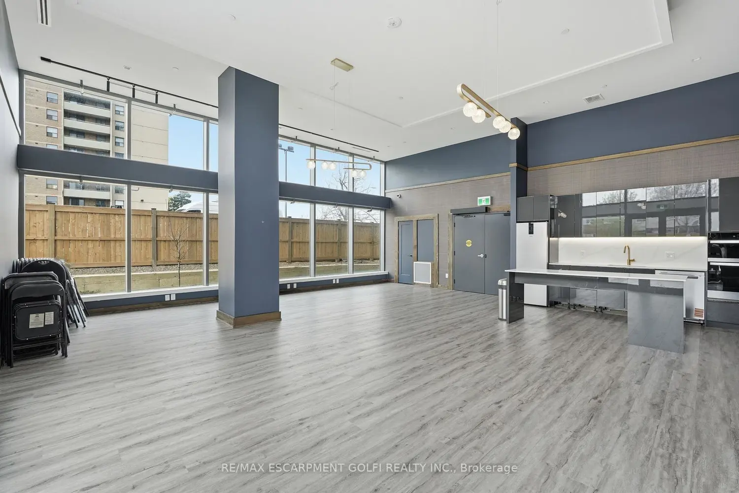Additional image 15 of 2782 Barton Street 513