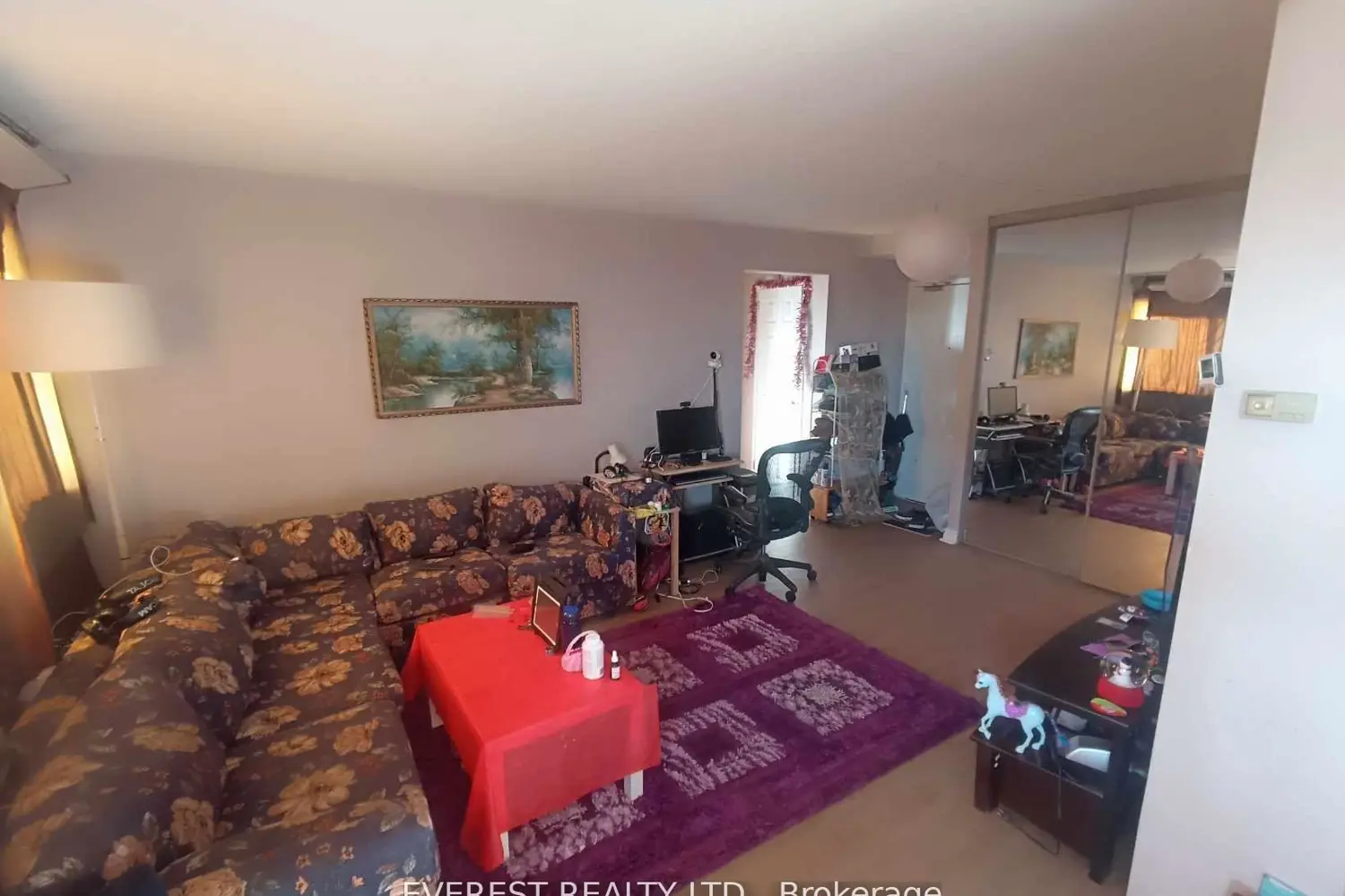 Additional image 13 of 10 Sunny Glenway 1406