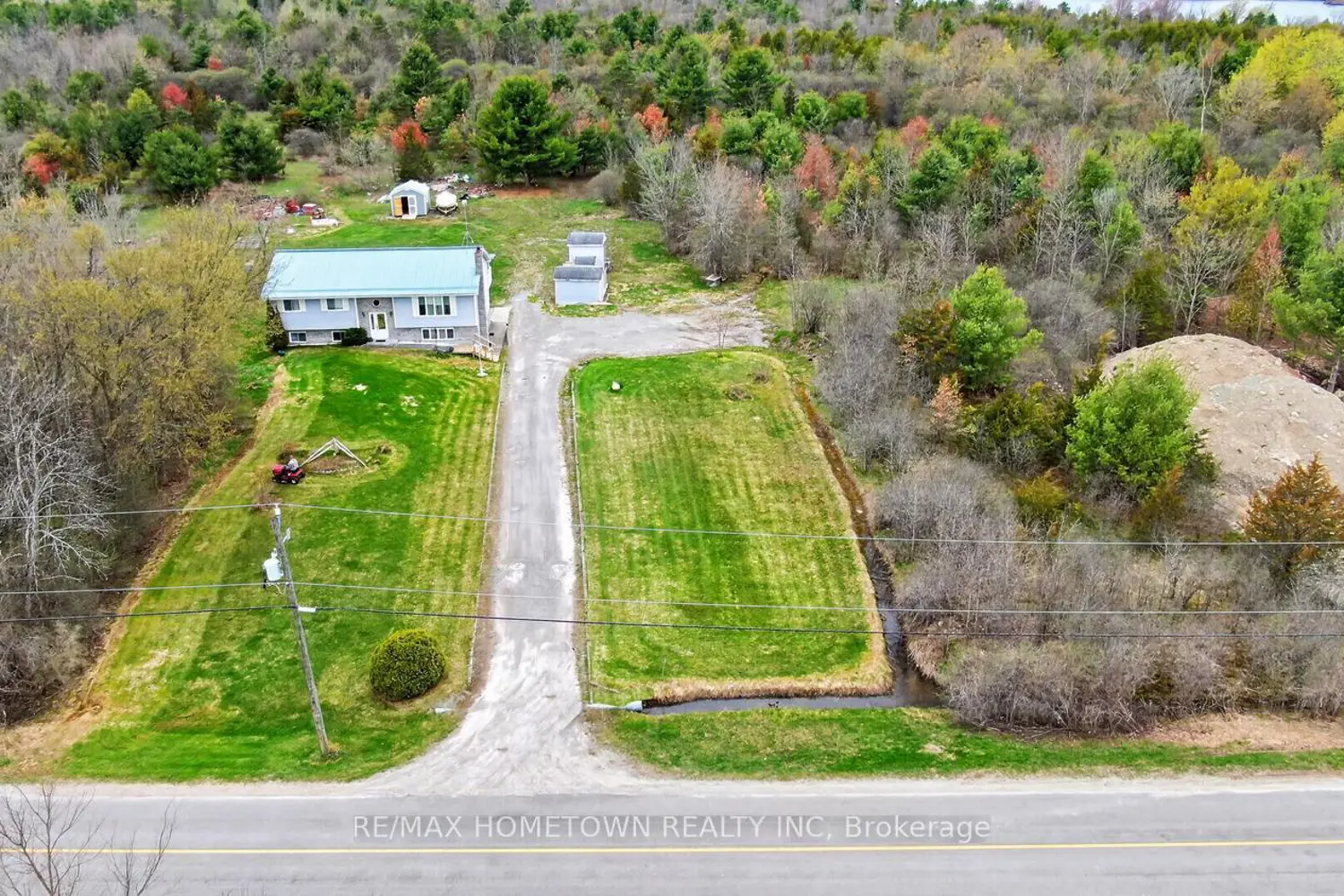16 Graham Lake Road