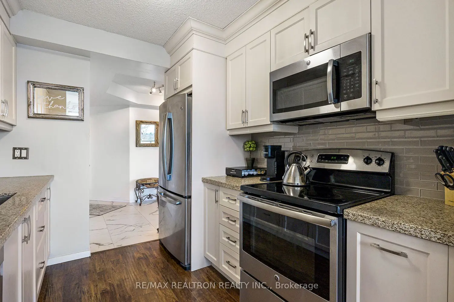 Additional image 4 of 2155 Burnhamthorpe Road 603