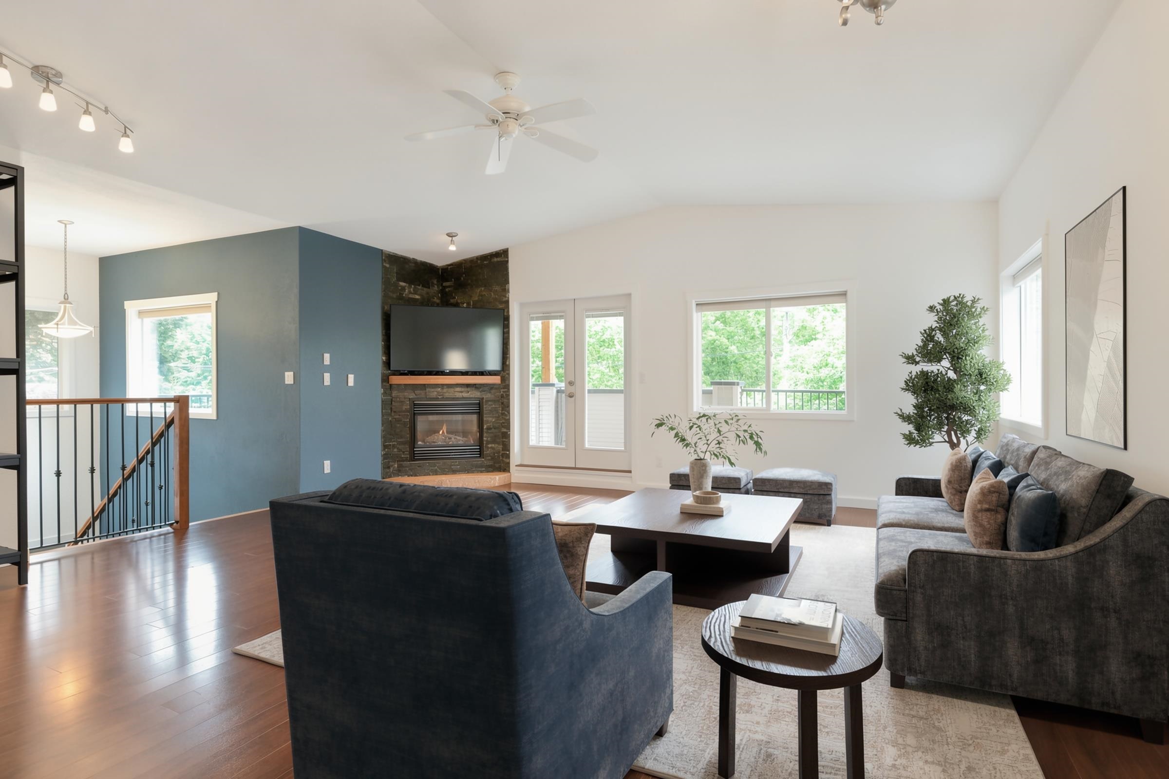 Additional image 2 of 34028 Walnut Avenue, Abbotsford, BC, V2S 2S5