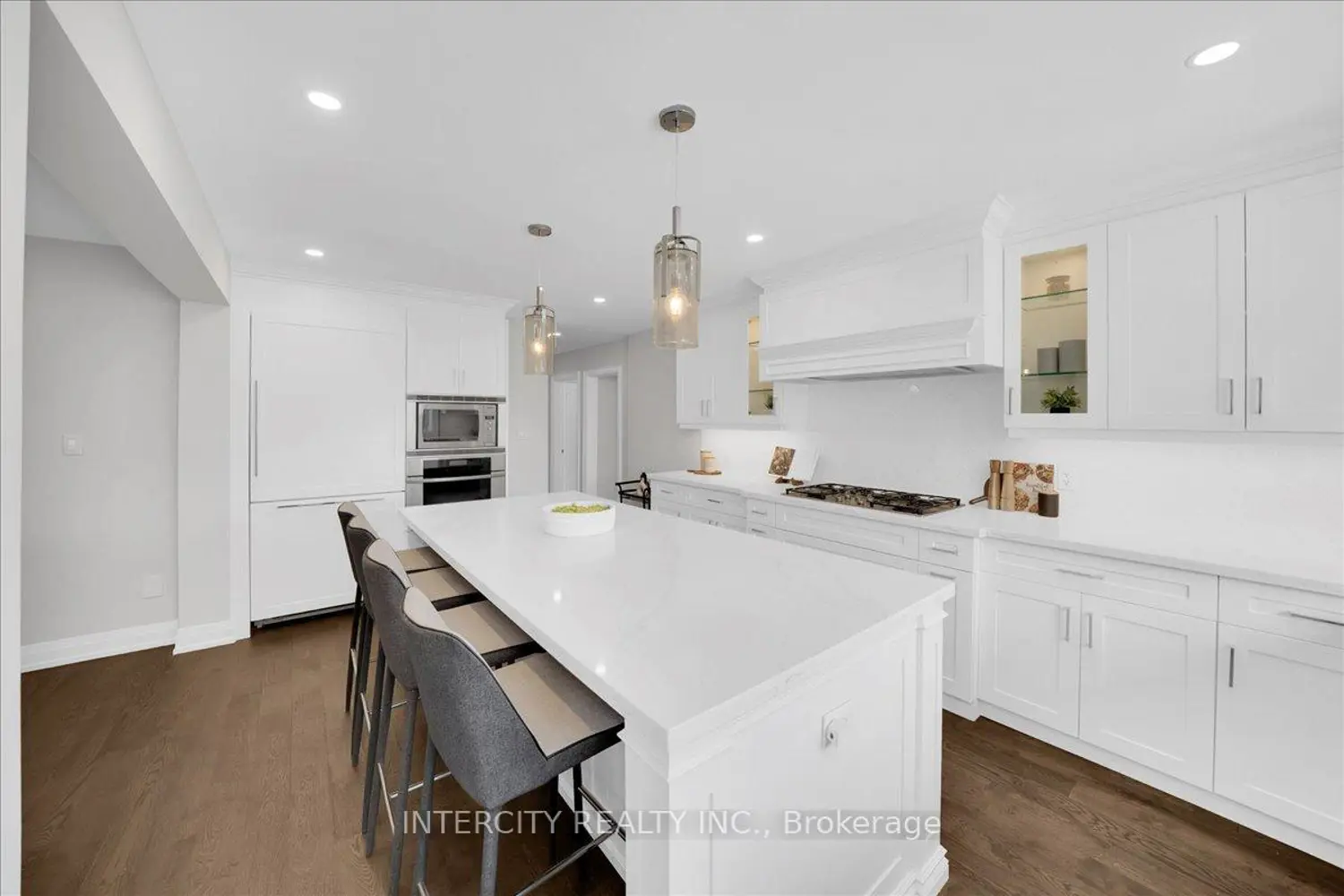 Additional image 5 of 61 Golfwood Heights