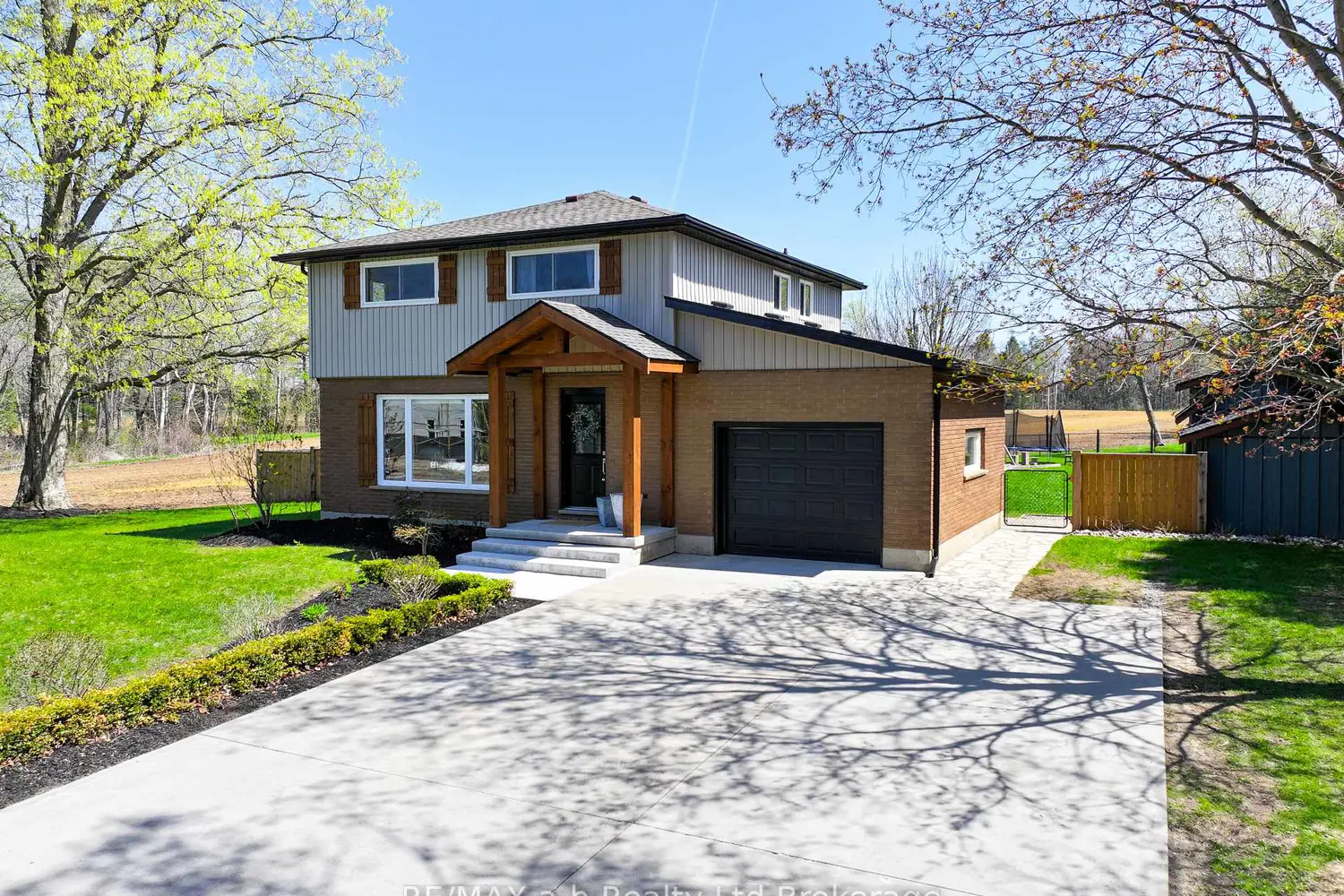 144718 Potters Road