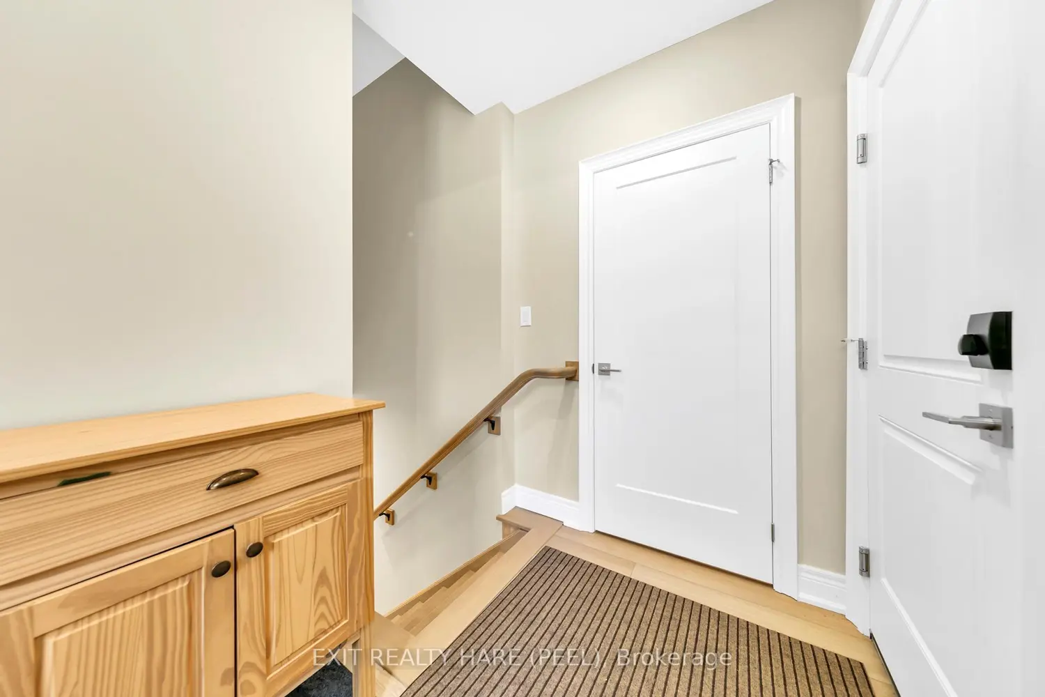 Additional image 17 of 990 Haist Street