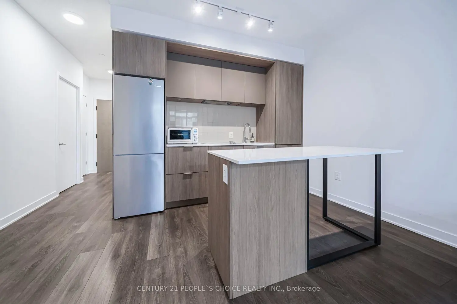Additional image 10 of 35 Tubman Avenue 323